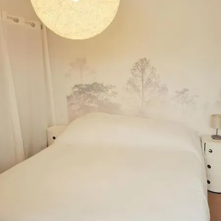 Villa Maison Ensoleillee, Au Calme, Avec Grand Jardin Vegetalise Sans Vis A Vis *