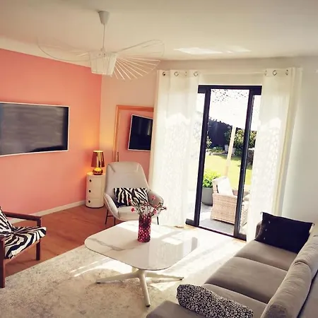 Maison Ensoleillee, Au Calme, Avec Grand Jardin Vegetalise Sans Vis A Vis Villa *